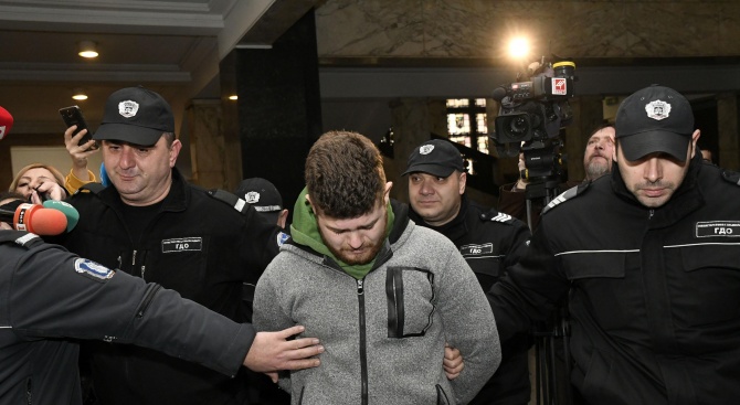 Съдът остави в ареста Васил Василев, който бе заловен за