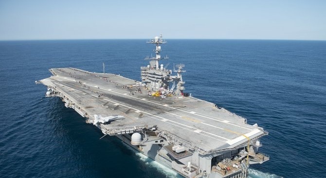 Посещенията на американски бойни кораби в Черно море нямат нищо
