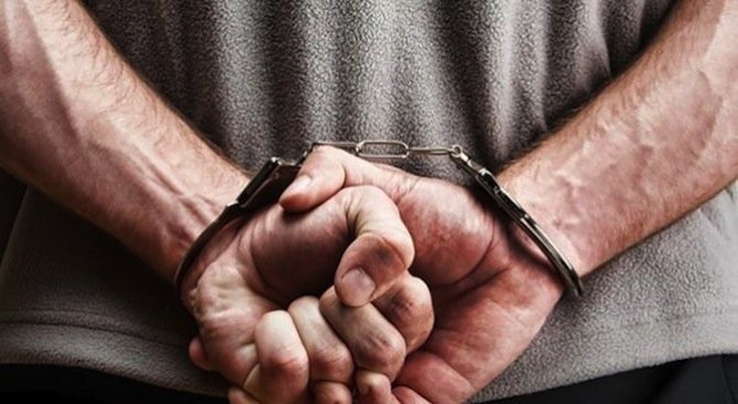 39-годишен извършител на грабеж в гр. Гурково е задържан в