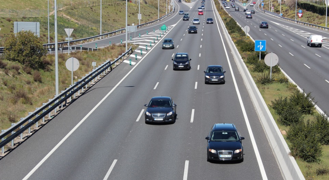 Испания понижава максималната скорост по националните пътища от 100 на