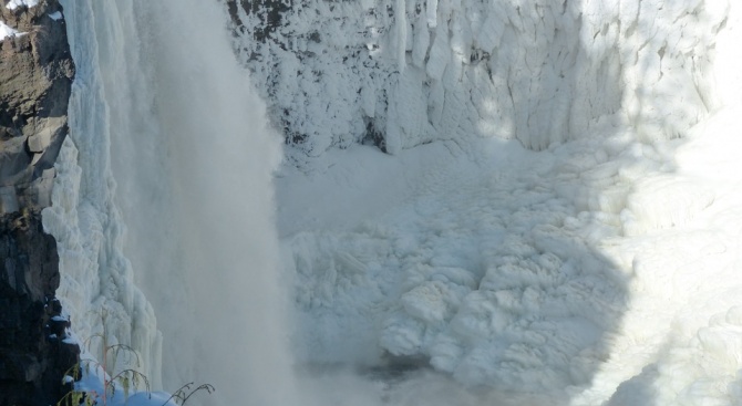 Най-високият водопад в Рила - водопадът Скакавица (70 м), е