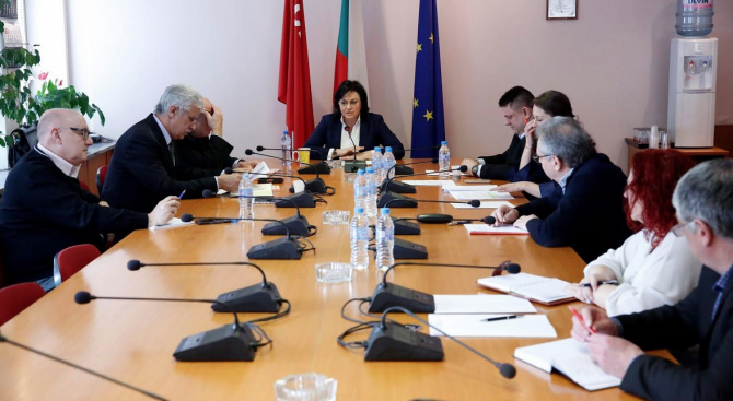 Корнелия Нинова събра коалиционния съвет на "БСП за България". Партньорите