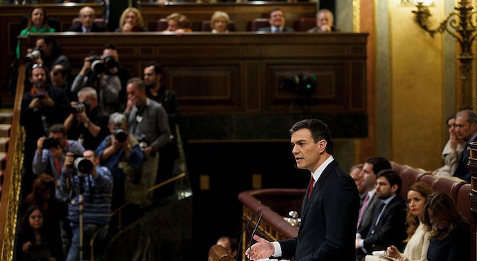 Депутатите в парламента в Мадрид отхвърлиха проектобюджета за 2019 г.