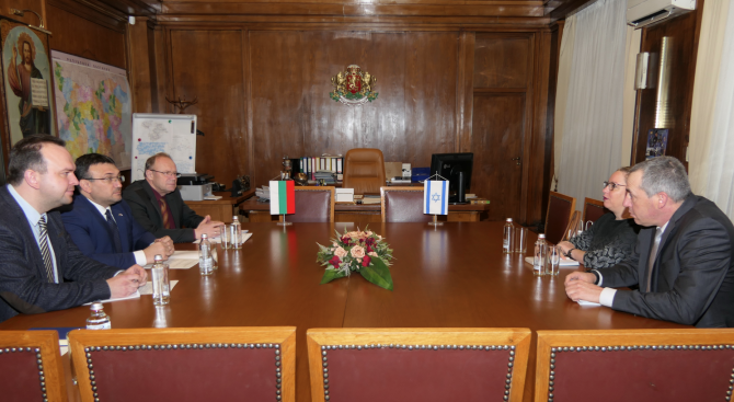 Министърът на вътрешните работи Младен Маринов проведе работна среща с