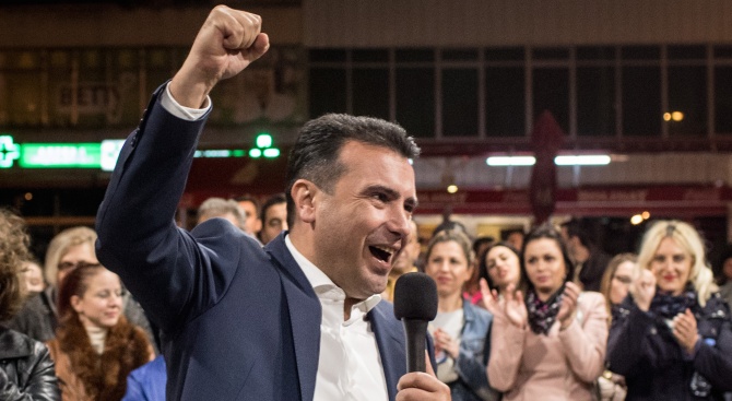 Македонските премиер Зоран Заев и външен министър Никола Димитров не