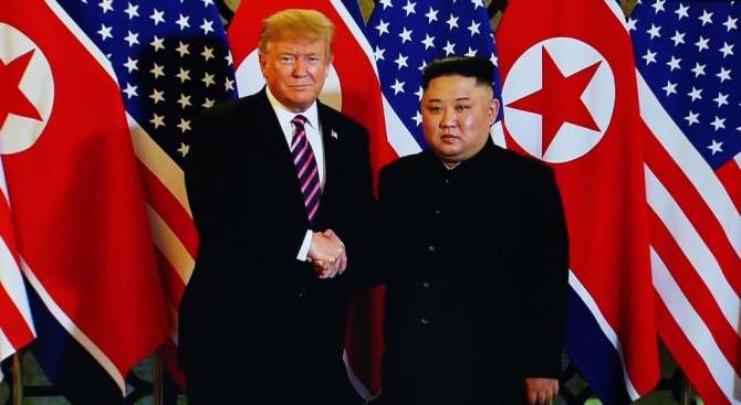 Не беше постигнато споразумение между Доналд Тръмп и Ким Чен-ун