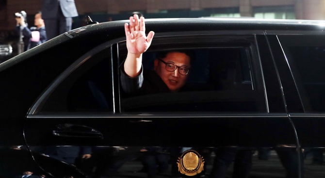 Севернокорейският лидер Ким Чен-ун е на държавно посещение във Виетнам