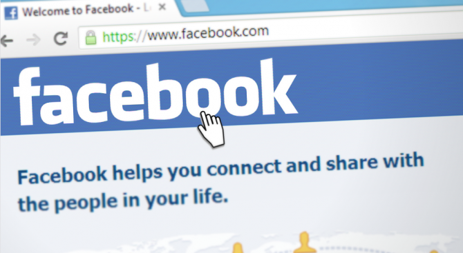 Фейсбук вини "промяна на сървърната конфигурация” за вчерашния огромен срив