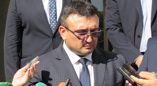 Министърът на вътрешните работи Младен Маринов заминава на посещение в