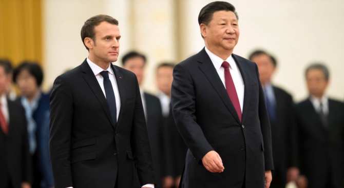 Президентът на Франция Еманюел Макрон се срещна снощи с китайския