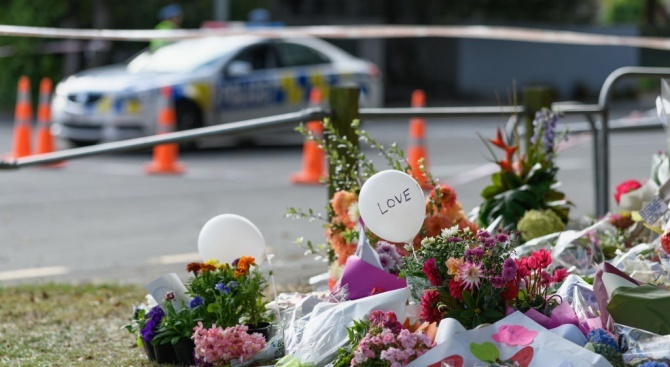Състрадателната реакция в Нова Зеландия към ужасяващите терористични атаки срещу