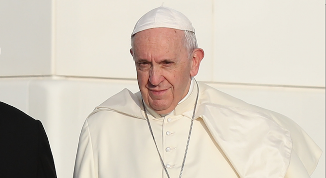 Папа Франциск се обърна днес към малобройната католическа общност в