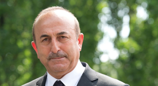 Турция обяви, че думите на министъра на външните работи Мевлют