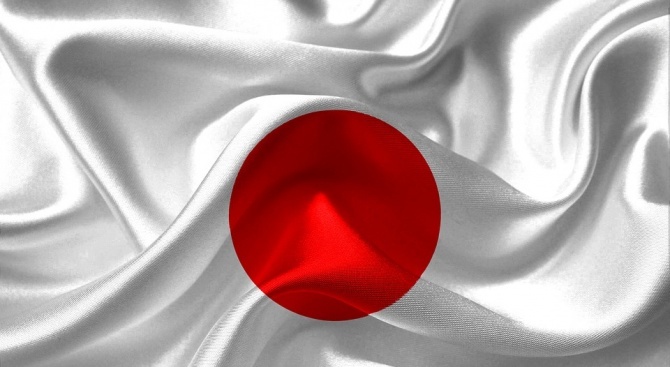 Японският премиер Шиндзо Абе изпрати ритуален дар в спорния храм