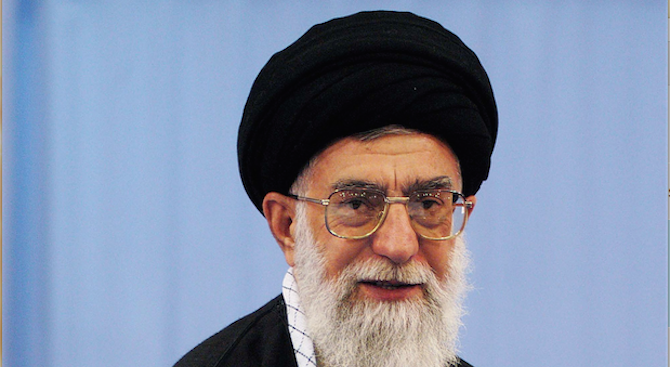 Иранският върховен духовен водач аятолах Али Хаменей смени главнокомандващия на