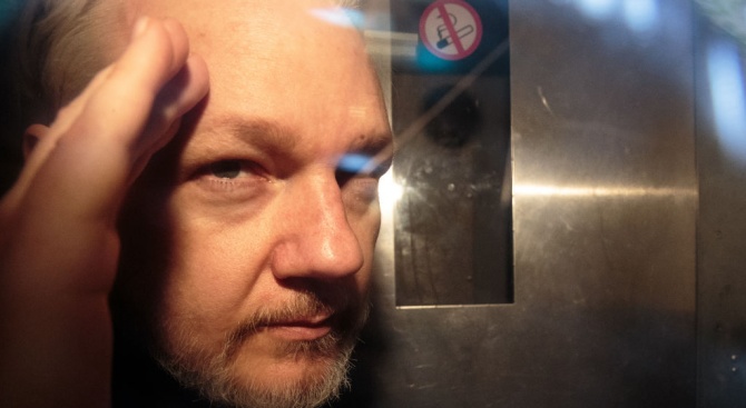 Основателят на Уикилийкс Джулиан Асандж заяви днес в лондонски съд,