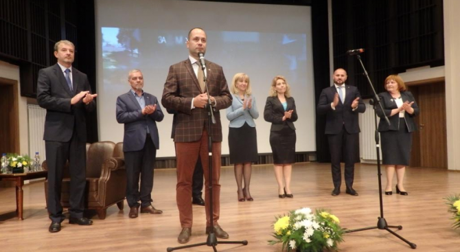 Предизборната кампания на ГЕРБ за област Враца бе открита с