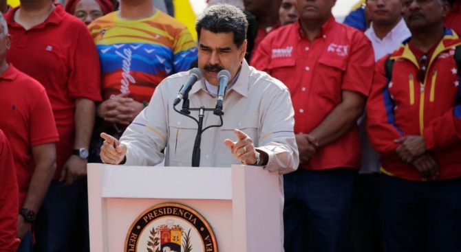 Президентът на Венецуела Николас Мадуро призова въоръжените сили на страната