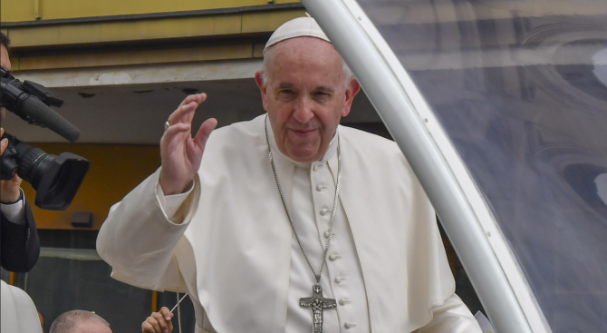 Папа Франциск отговори на въпроси на журналисти в самолета на