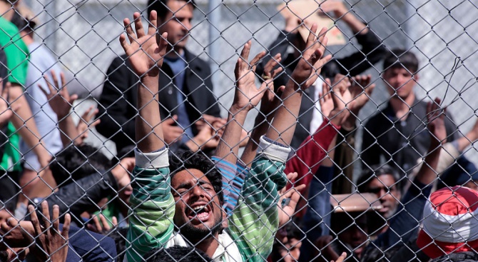 Унгария върна 11 афганистански мигранти обратно в Сърбия, след като