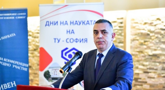 Кметът на Сливен Стефан Радев присъства на откриването на Дните