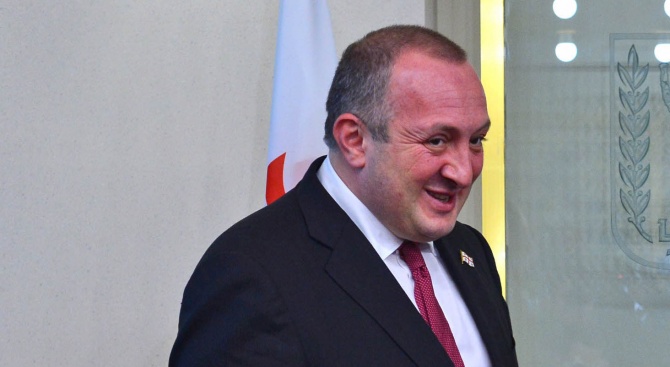 Бившият грузински президент Гиорги Маргвелашвили отдава под наем на туристи