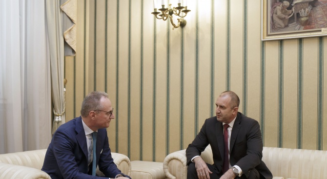 Президентът Румен Радев прие на „Дондуков“ 2 председателя на Върховния