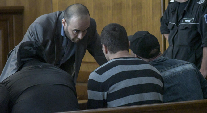 Софийският градски съд остават в ареста тримата обвинени за убийството