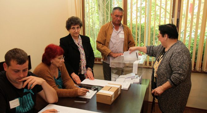 Около 240 българи са гласували в Солун. Това съобщиха за