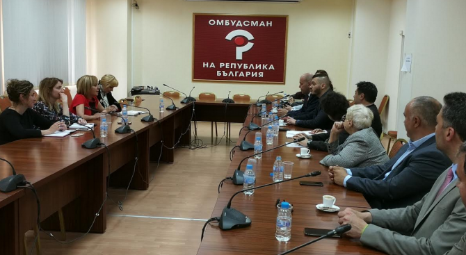 Омбудсманът Мая Манолова проведе втора работна среща с адвокати, членове