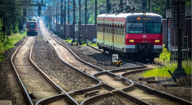 Резултат с изображение за полски влак.