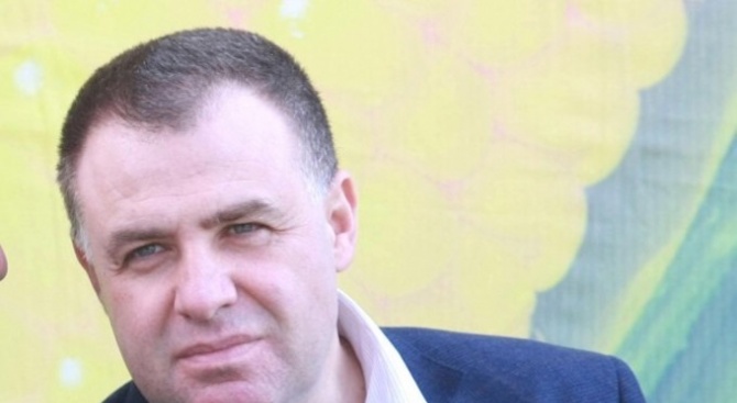 Бившият земеделски министър Мирослав Найденов коментира пред „Новини.бг.” скандала с