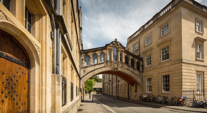 Университетът в Оксфорд прие дарение от 150 млн. британски лири