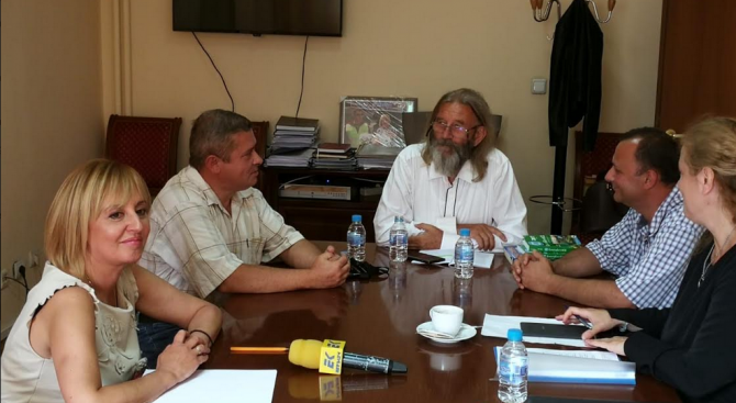 Омбудсманът Мая Манолова се срещна днес с представители на Българското