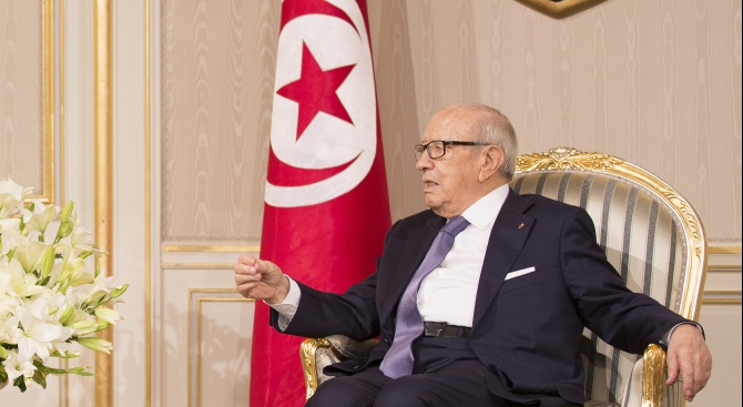 Президентът на Тунис Бежи Каид ас Себси е бил хоспитализиран