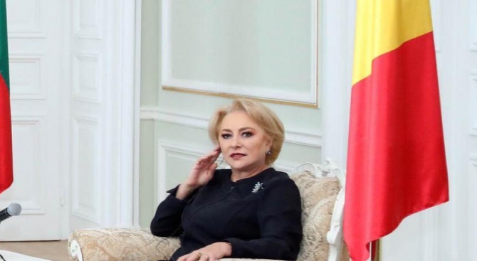 Румънската премиерка Виорика Дънчила беше избрана начело на управляващата Социалдемократическа