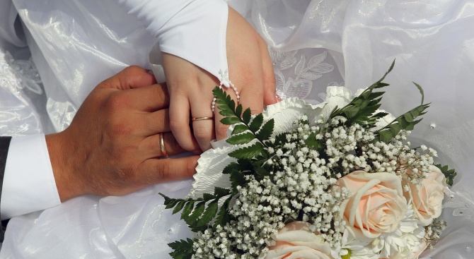 Младоженци от Видин дариха средства от сватбата си за лечението