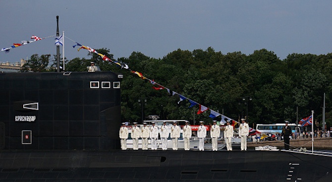 Моряците, загинали в руската подводница в Баренцово море, бяха погребани