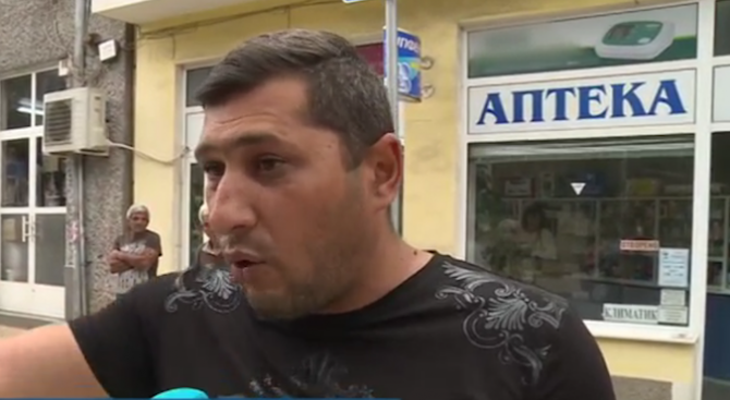 Полицаи стреляха по микробус в ромската махала на Самоков по