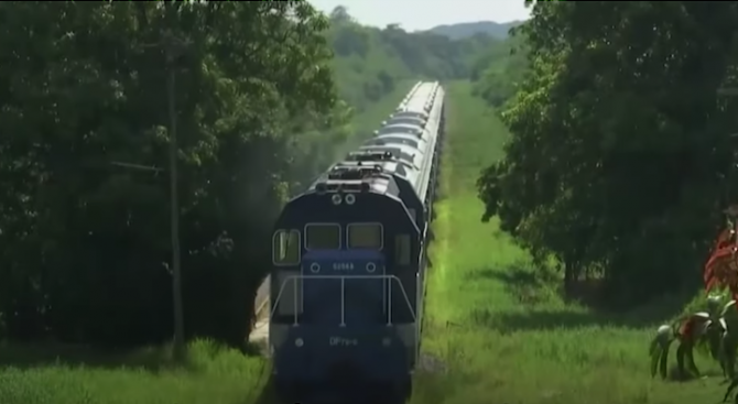 Първите нови вагони от 40 години в Куба поеха на