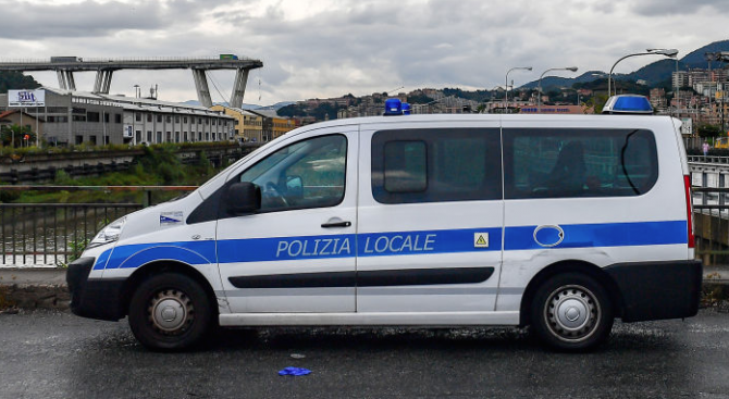 Италианската полиция съобщи, че е арестувала трима души, включително неонацистки