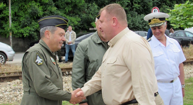 Българската армия има готовност да окаже подкрепа за решаване на