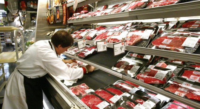 Гърция забрани вноса на свинско месо от България. Строги са
