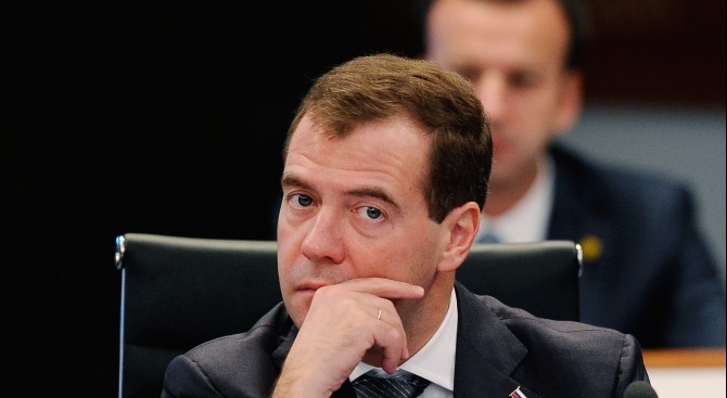 Руският премиер Дмитрий Медведев нареди полицията да разследва дали горските