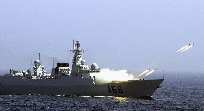 Русия е уведомила Норвегия, че военноморските и военновъздушните ѝ сили