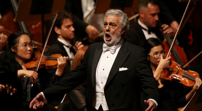 Оперната звезда Пласидо Доминго бе посрещнат топло на концерта си