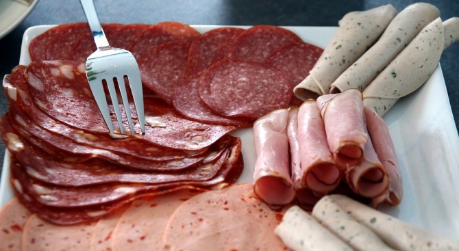 Прекомерната консумация на колбаси може да повлияе на здравето на
