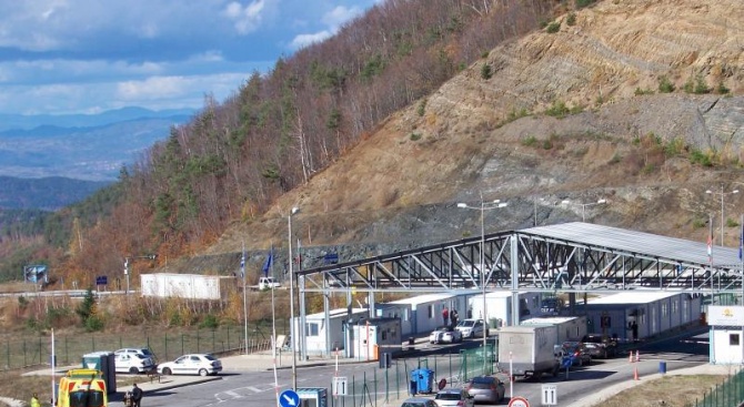Трафикът е интензивен на ГКПП "Маказа" на българо-гръцката граница на