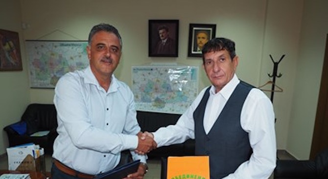 Областният координатор Георги Мараджиев и кметът на община Марица Димитър