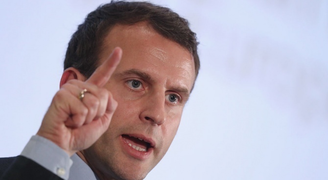 Френският президент Еманюел Макрон призова за твърдост при отказване на